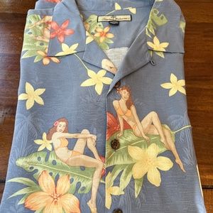 Tommy Bahama Hawaiian Shirt Men's L Camp Relax 100% Silk Short Sleeve Light Blue